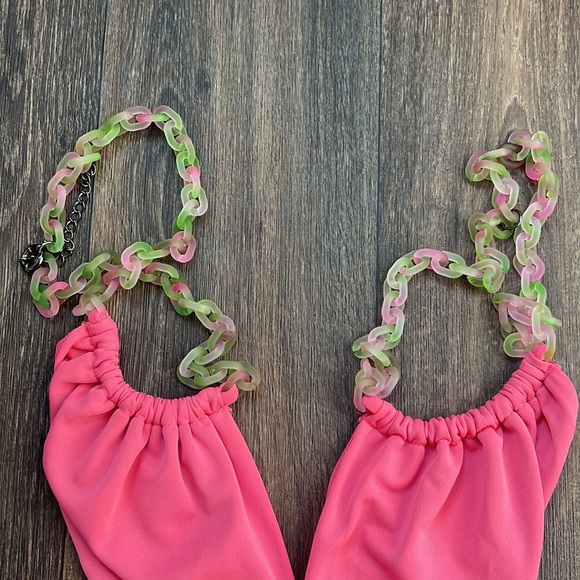 Siouxsie Bodysuit in Hot Pink - Picture 4 of 9